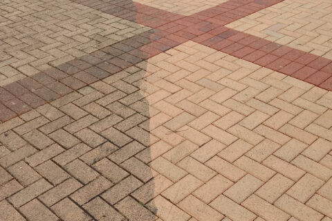 <strong>Local Driveway Cleaning</strong><br>Market Weighton